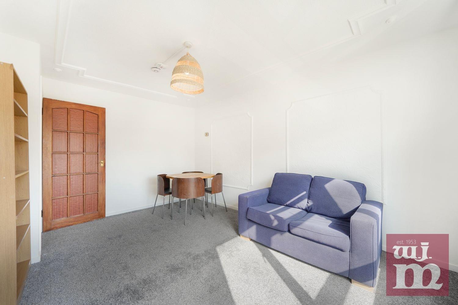 3 bed property in Brierly Gardens, Bethnal Green